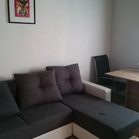 Apartman Mara Vir Esterno foto