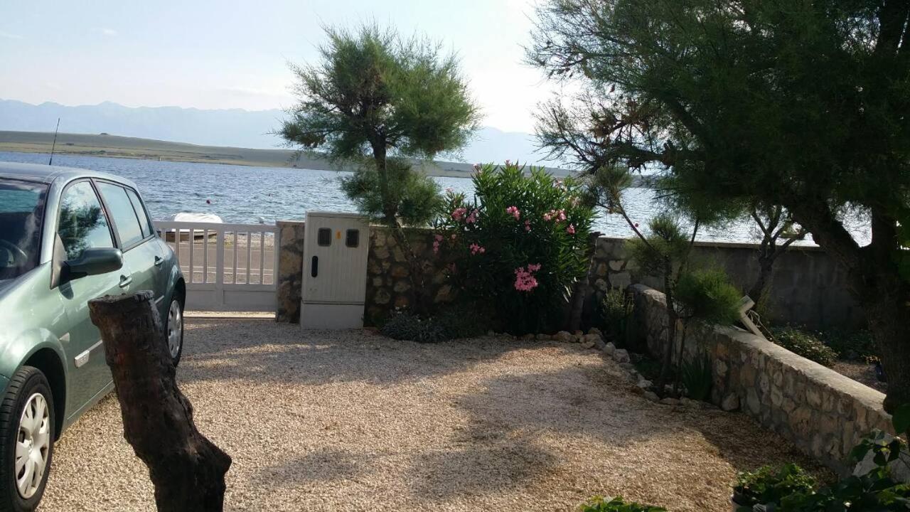 Apartman Mara Vir Esterno foto